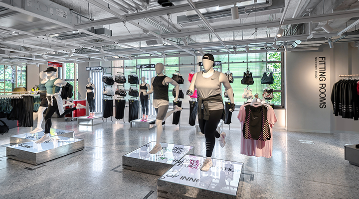 Female mannequins of different shapes and sizes at the Nike store