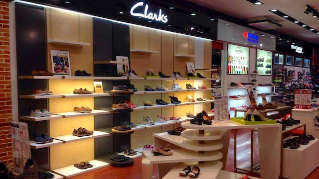 clarks japan stores