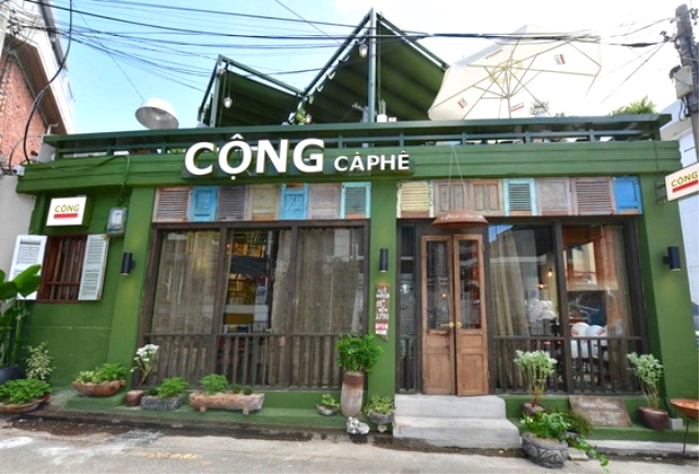 Cong Caphe Korea outside