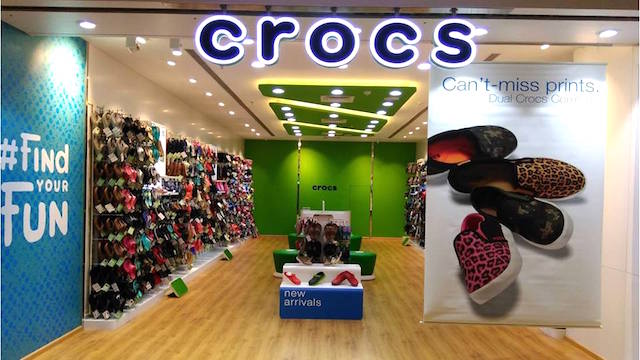 crocs store dolphin mall