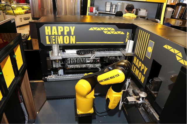 Koubei and Happy Lemon’s tea-making robot can serve up drinks in 90 seconds.