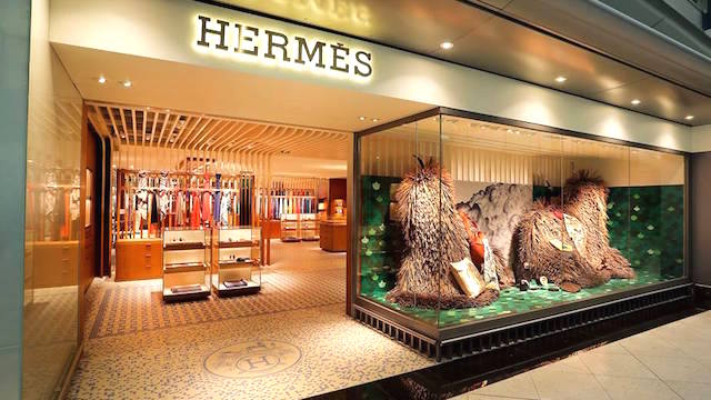 Hermes Window Display Props  China Window Display Props Factory