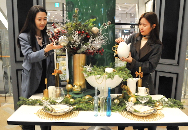 Korean Christmas parties bosting sales Lotte