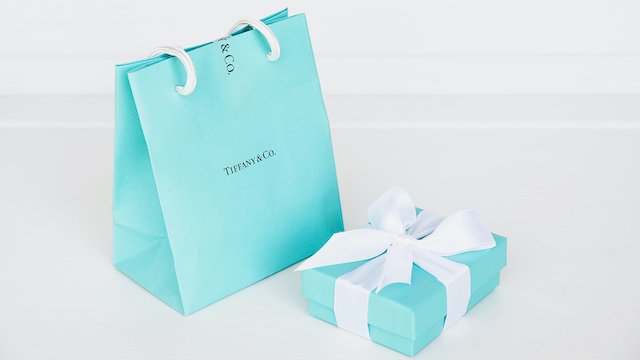 tiffany and co gift wrapping