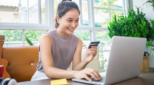Image of a woman shopping online