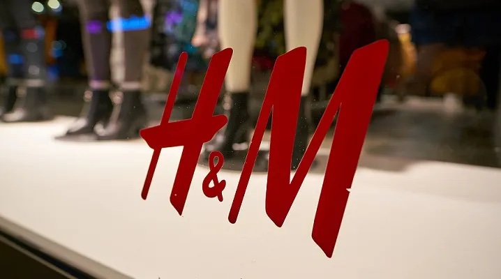 h-m-store-closures.jpg