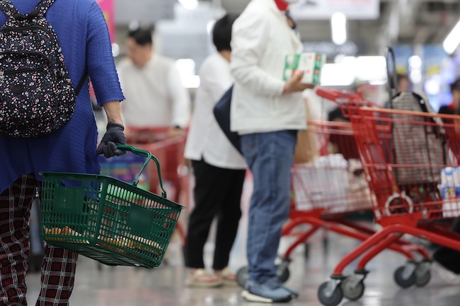 Online shopping drives South Korea retail sales jump