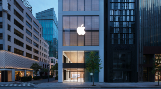 Apple store in Ginza