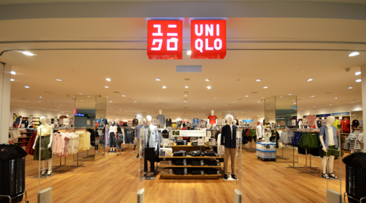 Uniqlo storefront
